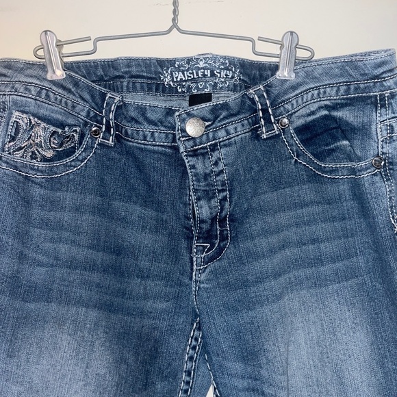 Women's Blue Embroidered Jeans - Picture 2 of 5